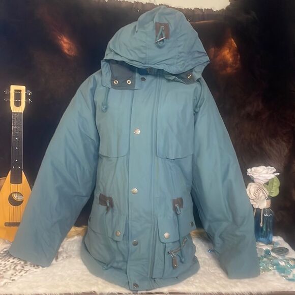 T to be - Picture 1 of 8